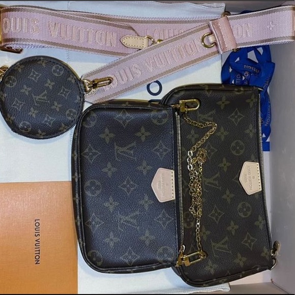 🌸SOLD🌸LIKE NEW LV MULTI POCHETTE ACCESSOIRES🌸 - Picture 14 of 17